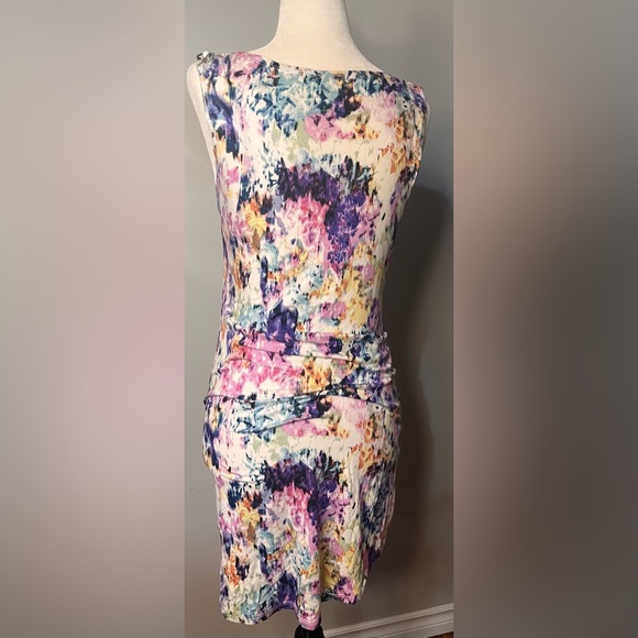 NWOT LOGO any Lori Goldstein Tank Top w/ Asymmetrical Hem in pristine condition! - Picture 6 of 6